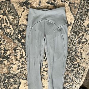 Lululemon unlimit leggings 25”